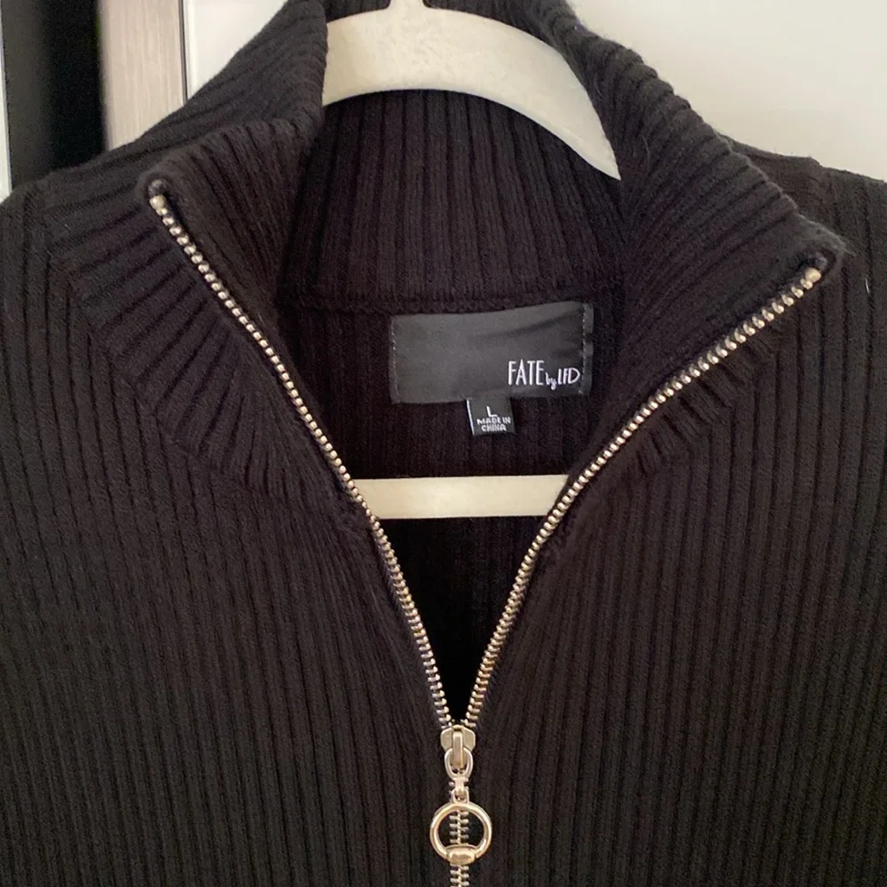 FATE by LFD black, midi, double zip, long sleeve cardigan, New w/o tags - Picture 3 of 5